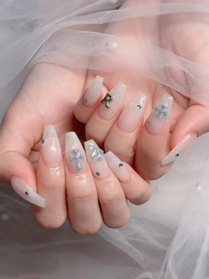ネイル フレンチネイル ジェルネイル ハロウィン キラキラネイル 韓国ネイル H.baby Nail Salonのネイルデザイン