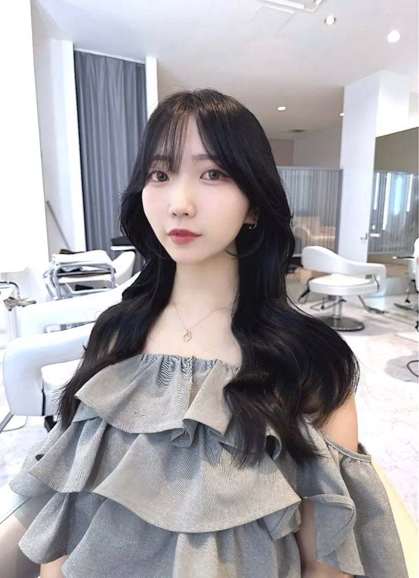 セミロング カラー ヘアアレンジ ブルーカラー ブルーバイオレット 透明感カラー バイオレットカラー トリートメント miuru/韓国ヘア /レイヤーカットのヘアスタイル
