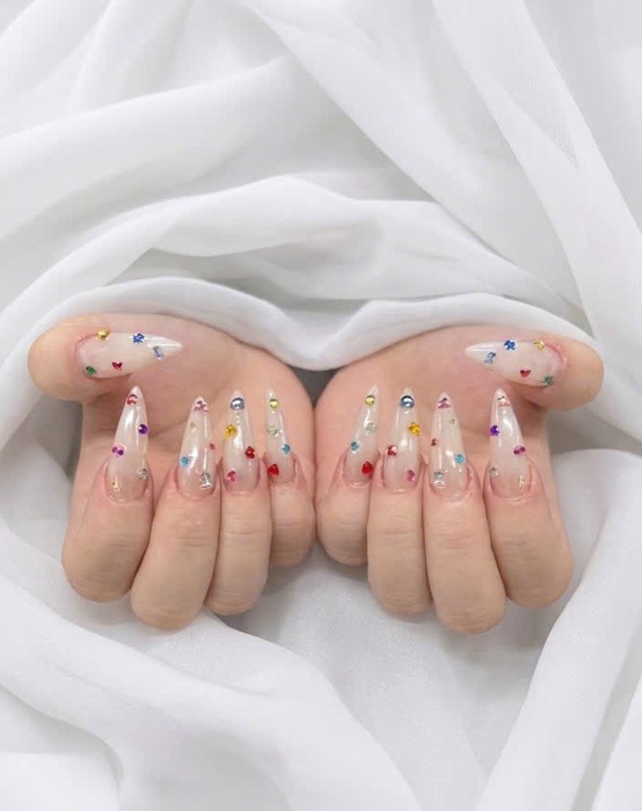 ロング 韓国風ヘア ロング ハンドネイル ハンドケア CHIBI NAIL SALON 船橋のネイルデザイン