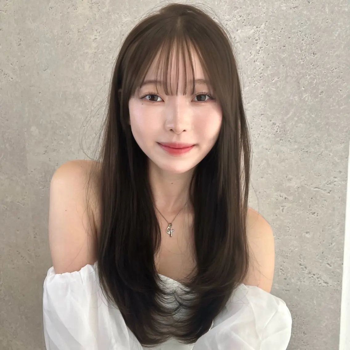 期間限定価格🤎大人かわいいを叶える🤎【柔らかい韓国風カット＋さら艶を叶える縮毛矯正】の写真