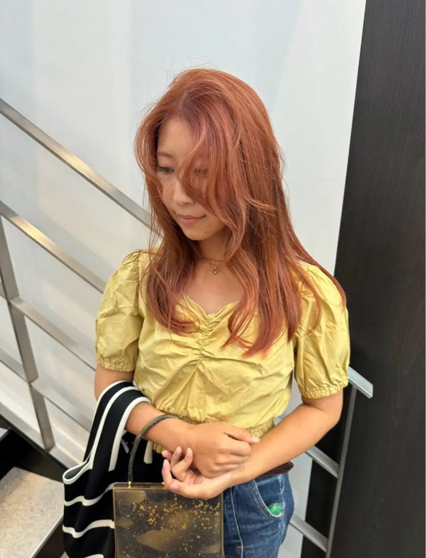 セミロング 顔周りカット カット ヘアカラー miu (ミユ)のヘアスタイル