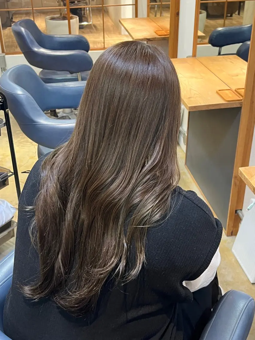 カラー ブラウンカラー オリーブカラー さとう あづみのヘアスタイル