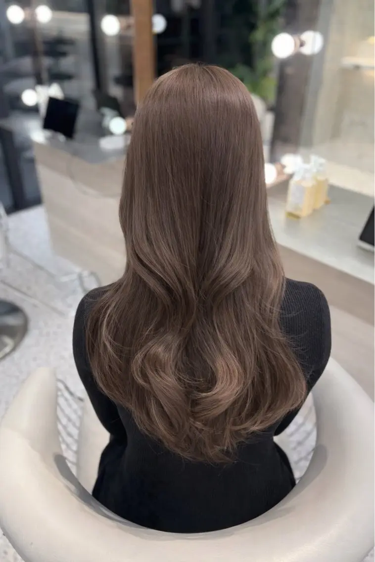 ロング カラー カット ヘアカラー yui🎀ブリーチ なしベージュ／博多のヘアスタイル