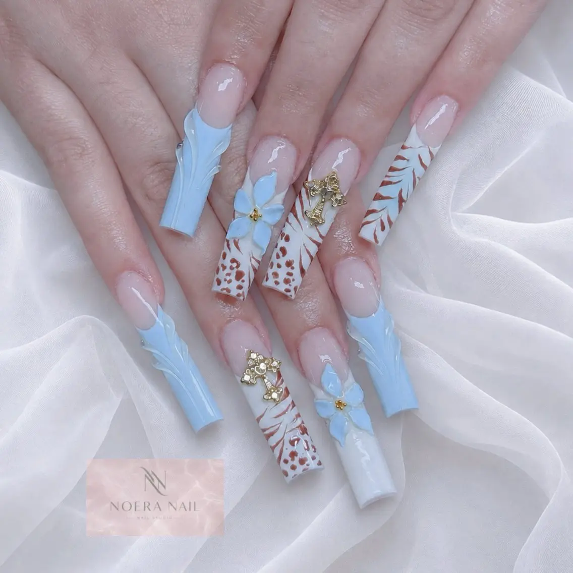 ネイル ハンドネイル ハンドケア NOERA NAIL チップ長さ出し大塚店のネイルデザイン