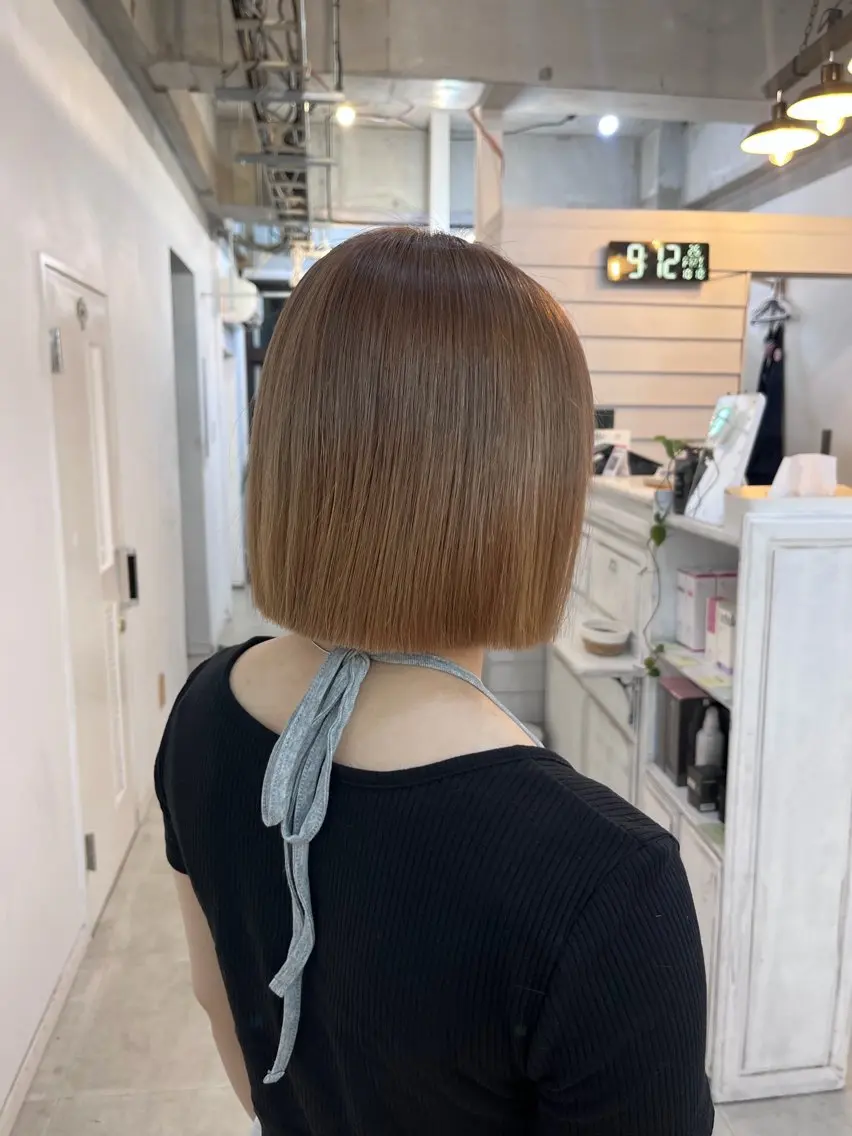 ショート カラー ボブ カット ヘアカラー トリートメント ダブルカラー メンズパーマ大成のヘアスタイル