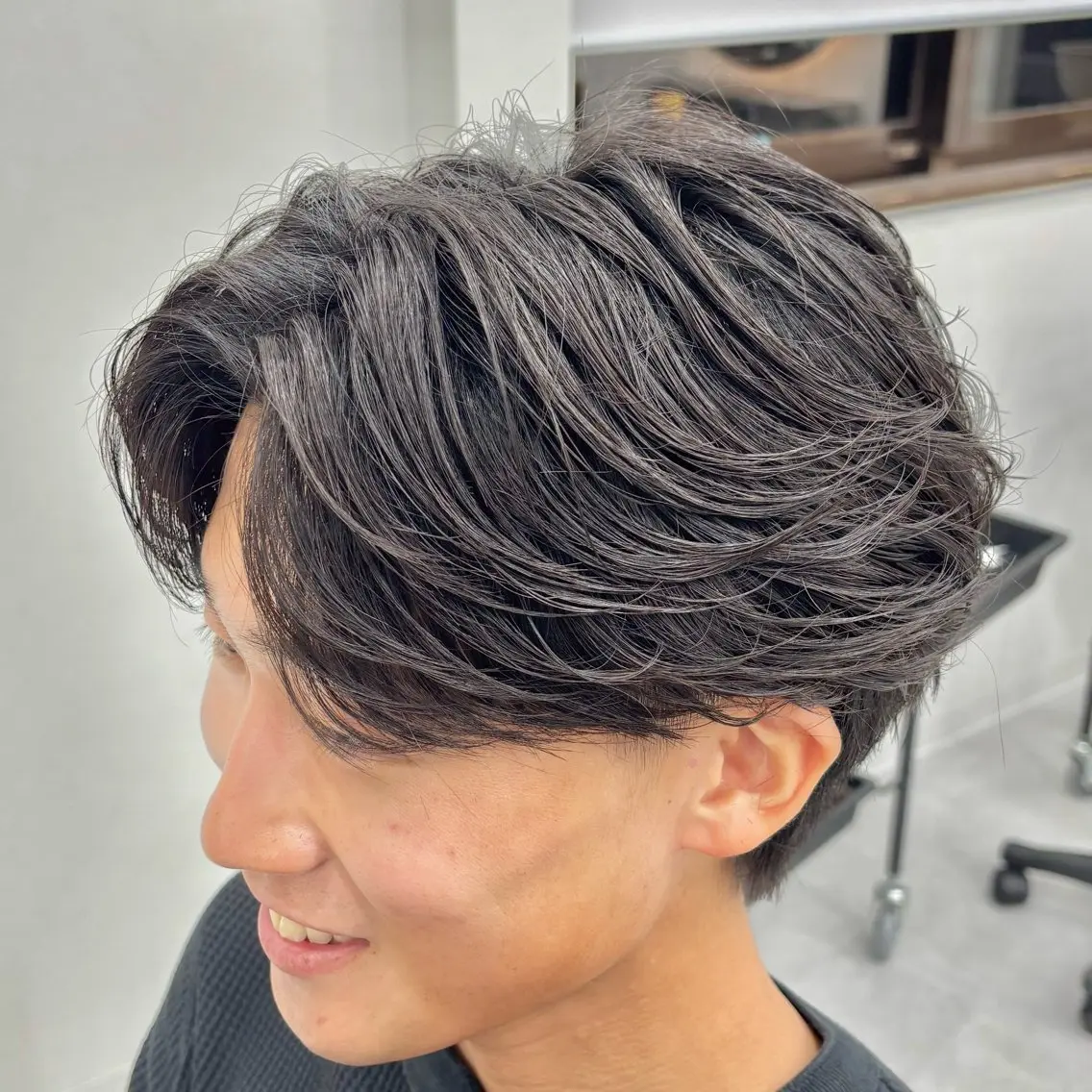 パーマ メンズ センターパート ニュアンスパーマ カット パーマ SOYON船橋店 西澤元気のヘアスタイル
