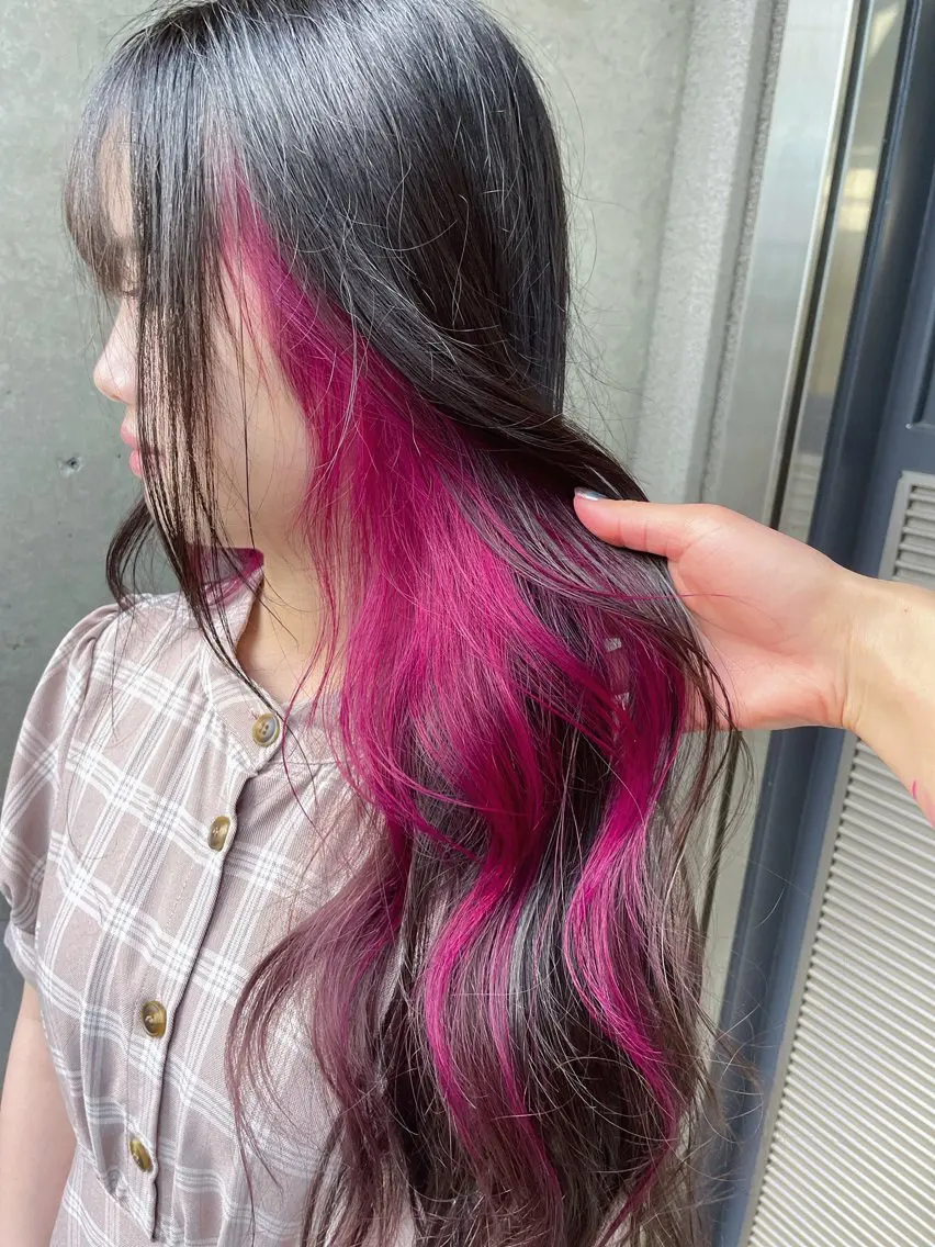 ロング カラー インナーカラー ピンクカラー ヘアカラー いとう まいこのヘアスタイル