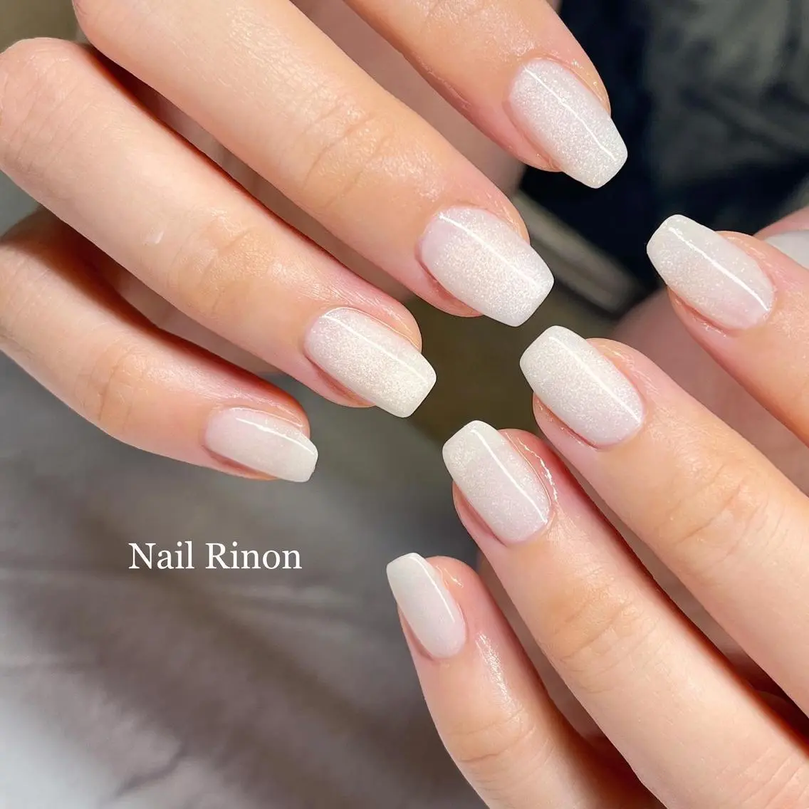 ネイル マグネットネイル ホワイト ハンドネイル Nail Rinonのネイルデザイン