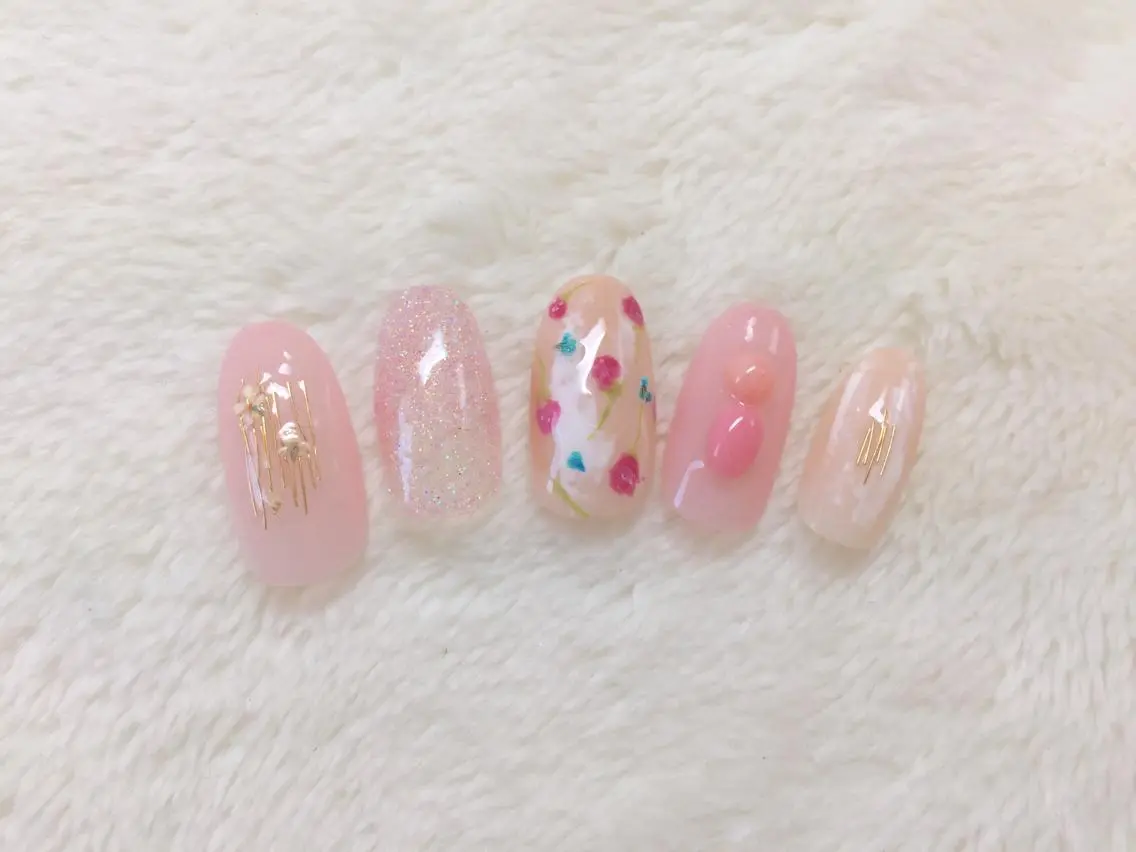 ネイル nailist TOMOのネイルデザイン