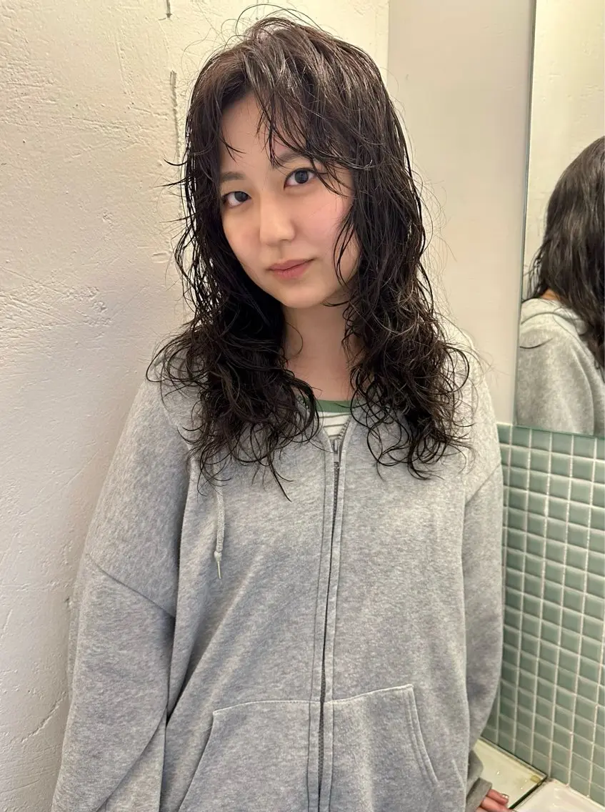 セミロング パーマ パーマ 村岡 桃果のヘアスタイル
