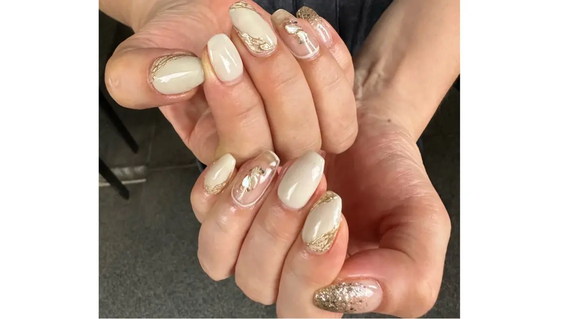 ネイル ハンドネイル 長谷川 奈緒美のネイルデザイン