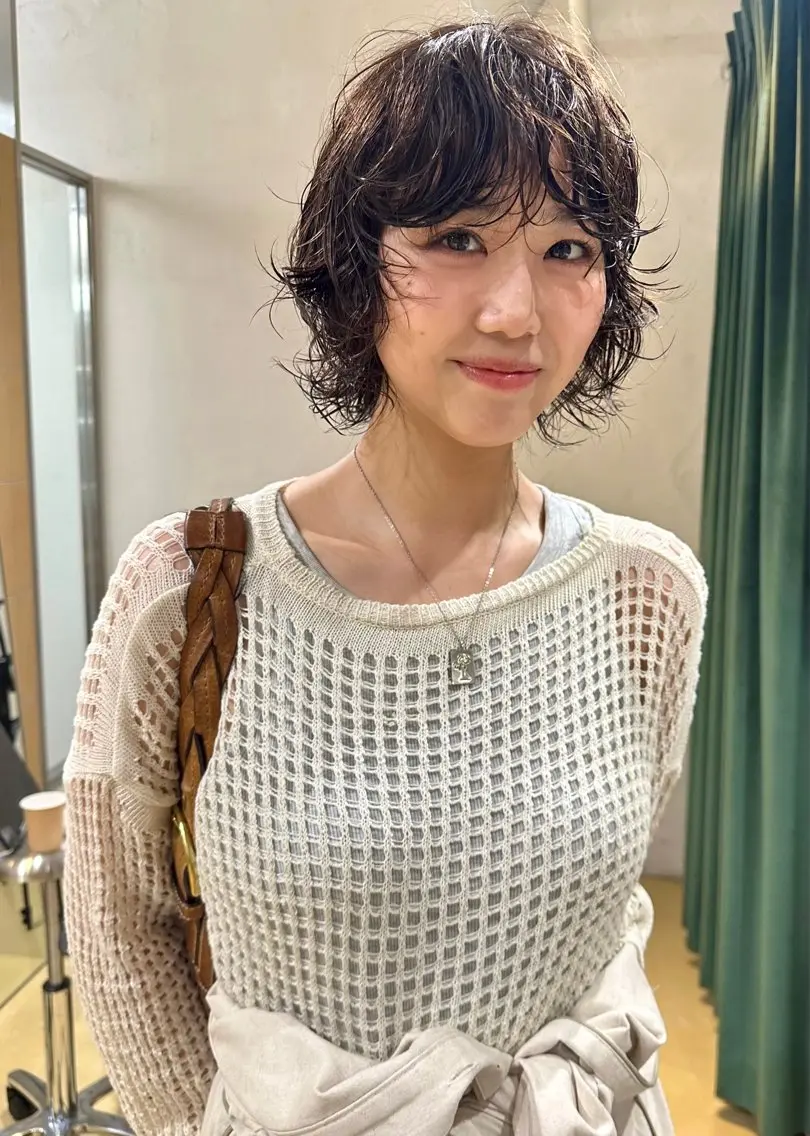 ショート パーマ ウルフカット パーマ 村岡 桃果のヘアスタイル