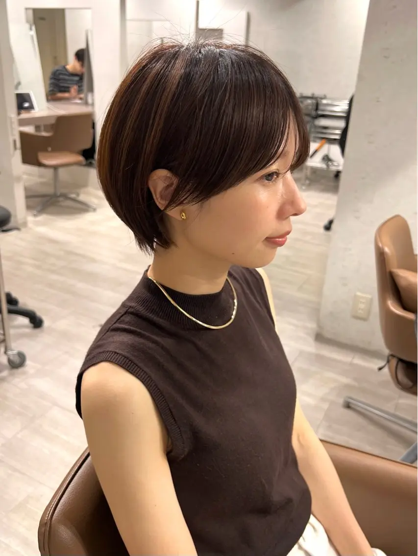 ショート カラー 髪の年齢悩み解消/ 白髪と癖毛 松本雄光のヘアスタイル