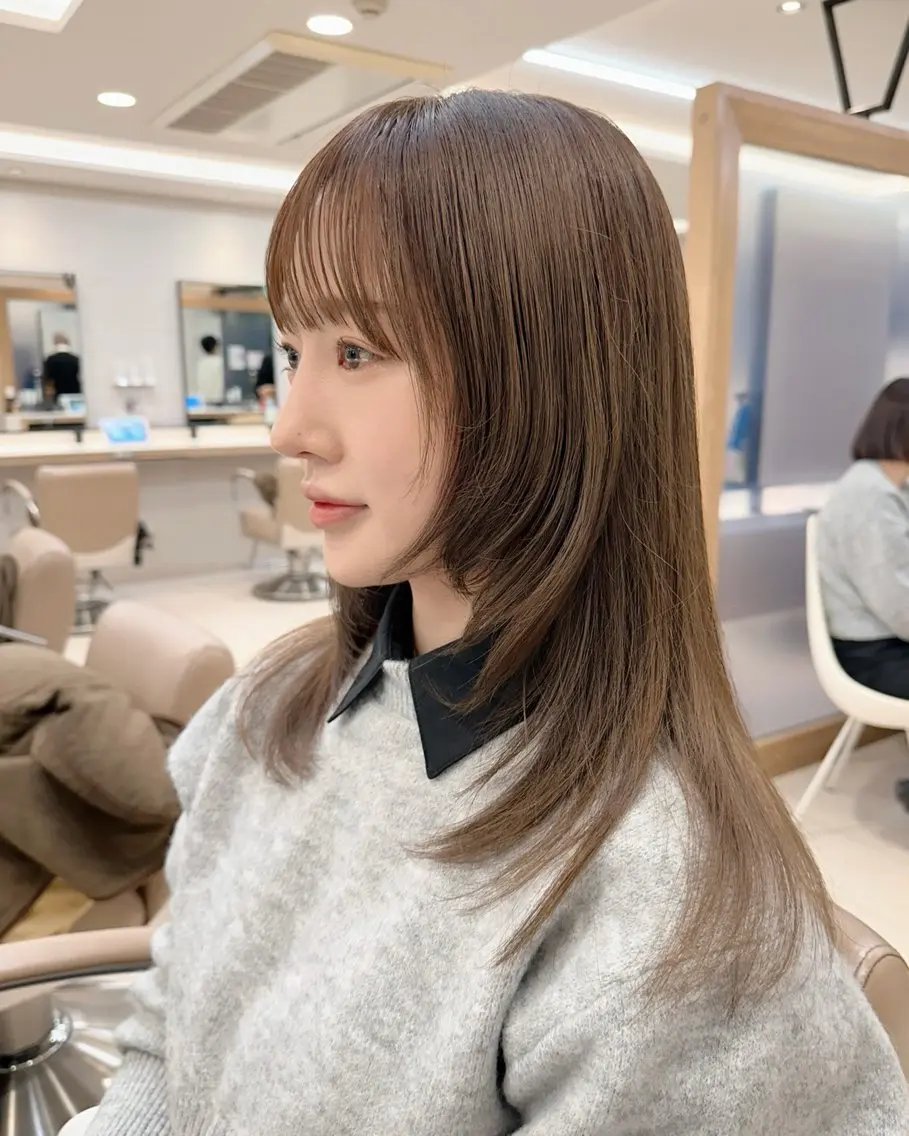 セミロング カラー ベージュカラー レイヤーカット ✨小顔顔まわり✨ サイトウ　アツキのヘアスタイル