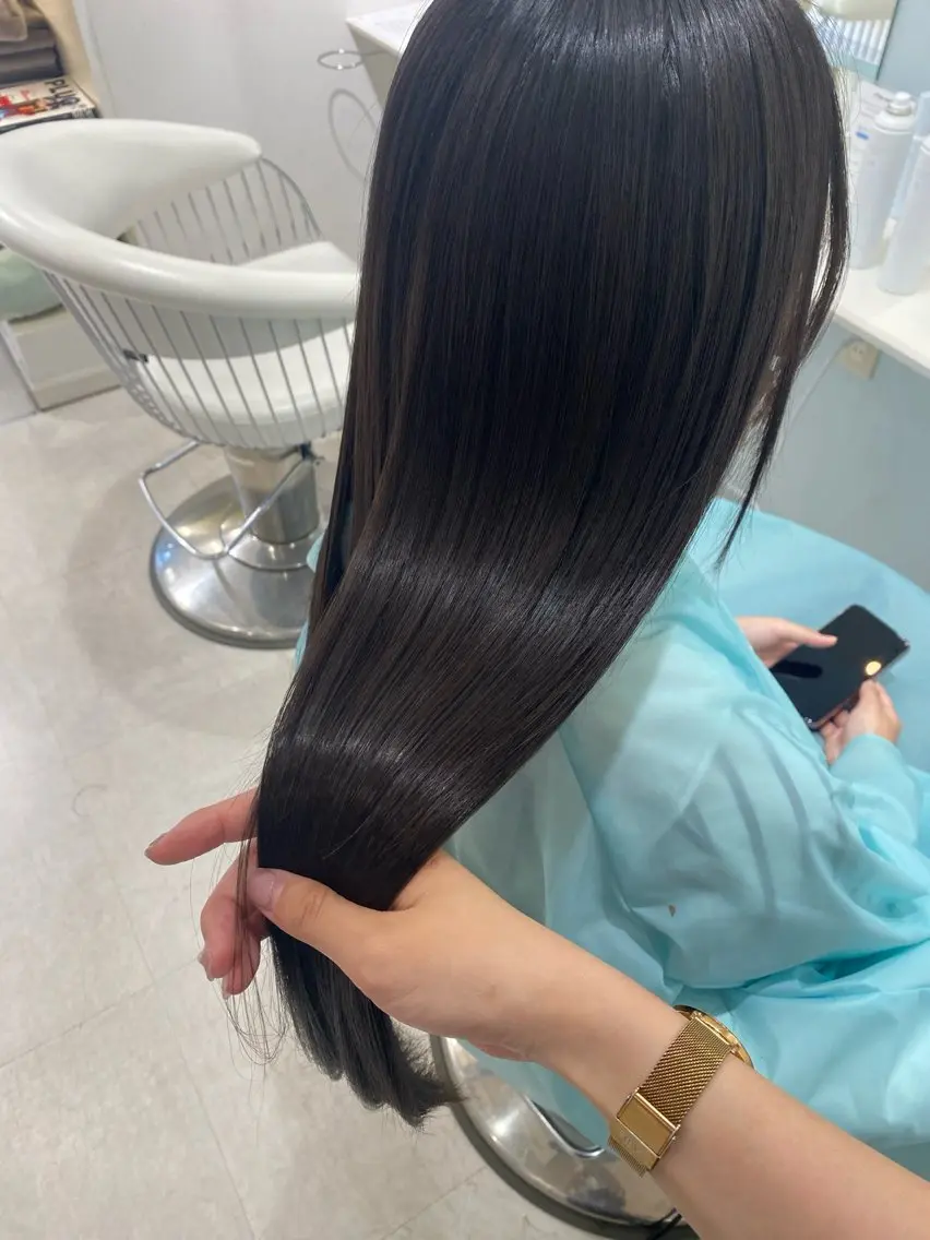 暗くしたい方必見✨（実習•就活カラー）＋（カット✂️）の写真