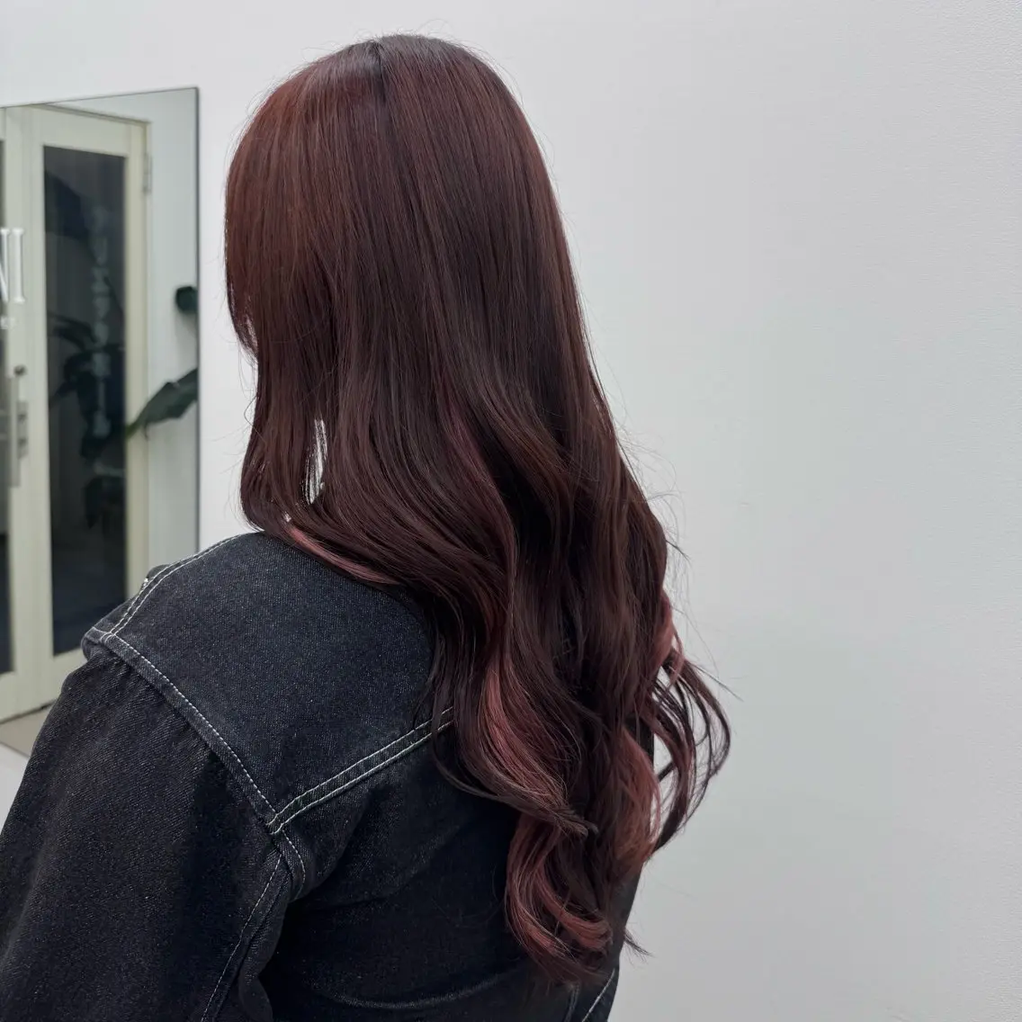 ロング カラー ヘアカラー 内田 愛莉のヘアスタイル