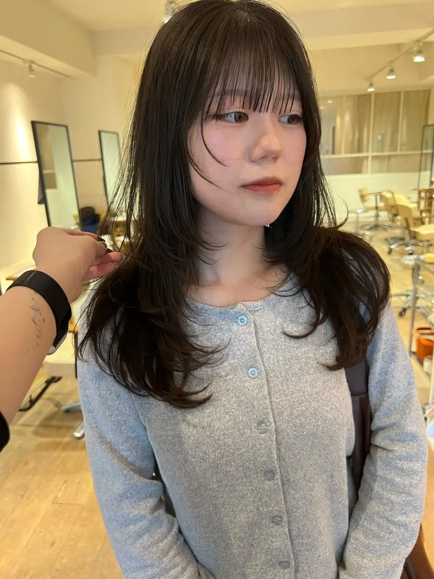 ロング カラー カット ヘアカラー トリートメント chika/暖色カラ ー/レイヤー/茶屋町のヘアスタイル
