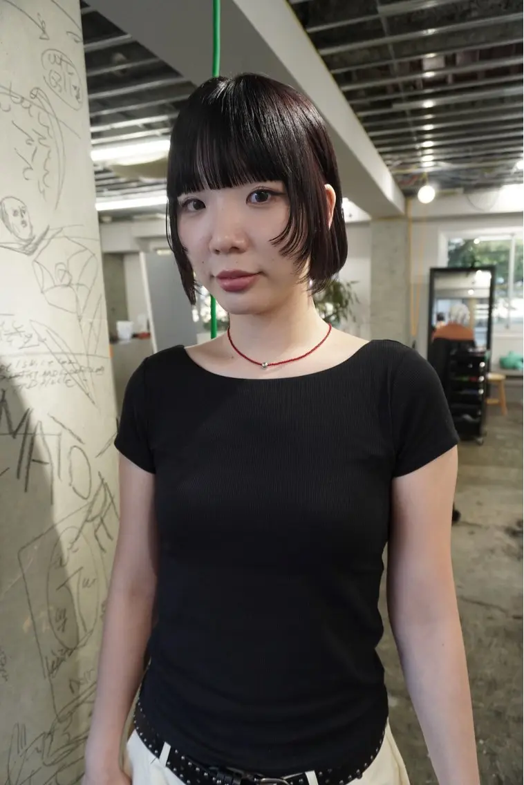 ショート カラー パーマ ヘアアレンジ デザインカラー/ボブ ブリーチカラー/ユリのヘアスタイル