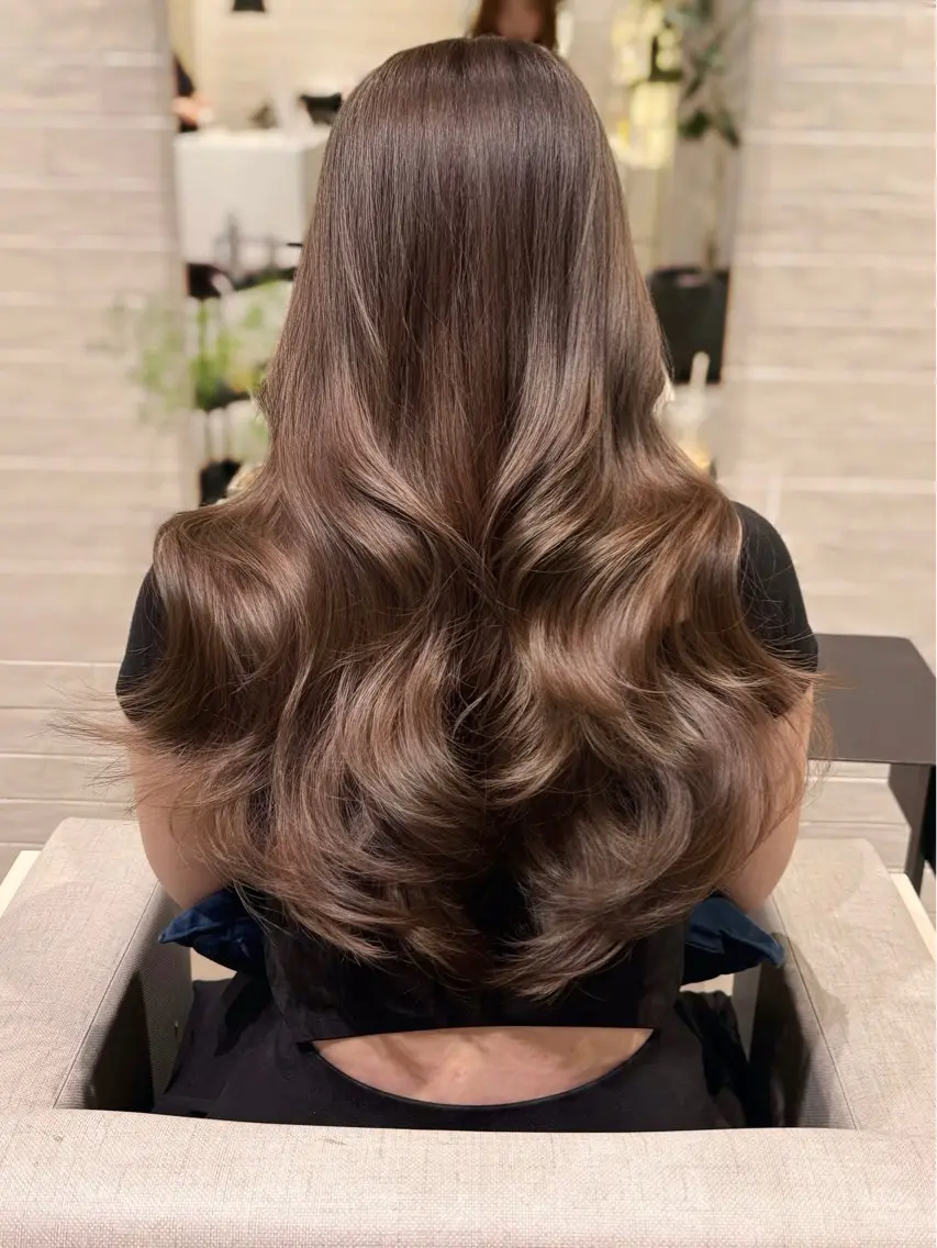 ロング カラー ブリーチ ブラウンカラー ブリーチなしカラー 韓国風ヘア レイヤーカット カット ヘアカラー トリートメント 銀座/韓国レイヤー/ 艶カラー🍓原田侑依のヘアスタイル