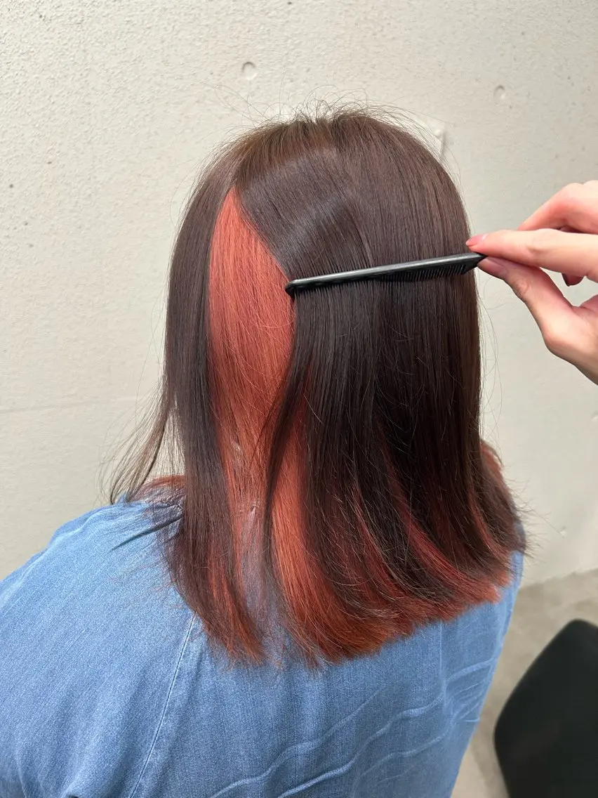 カラー 秦 海来のヘアスタイル