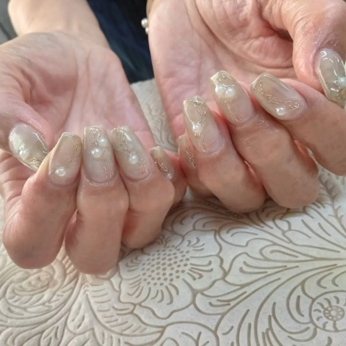 ネイル フラワーネイル precious nail roomのネイルデザイン