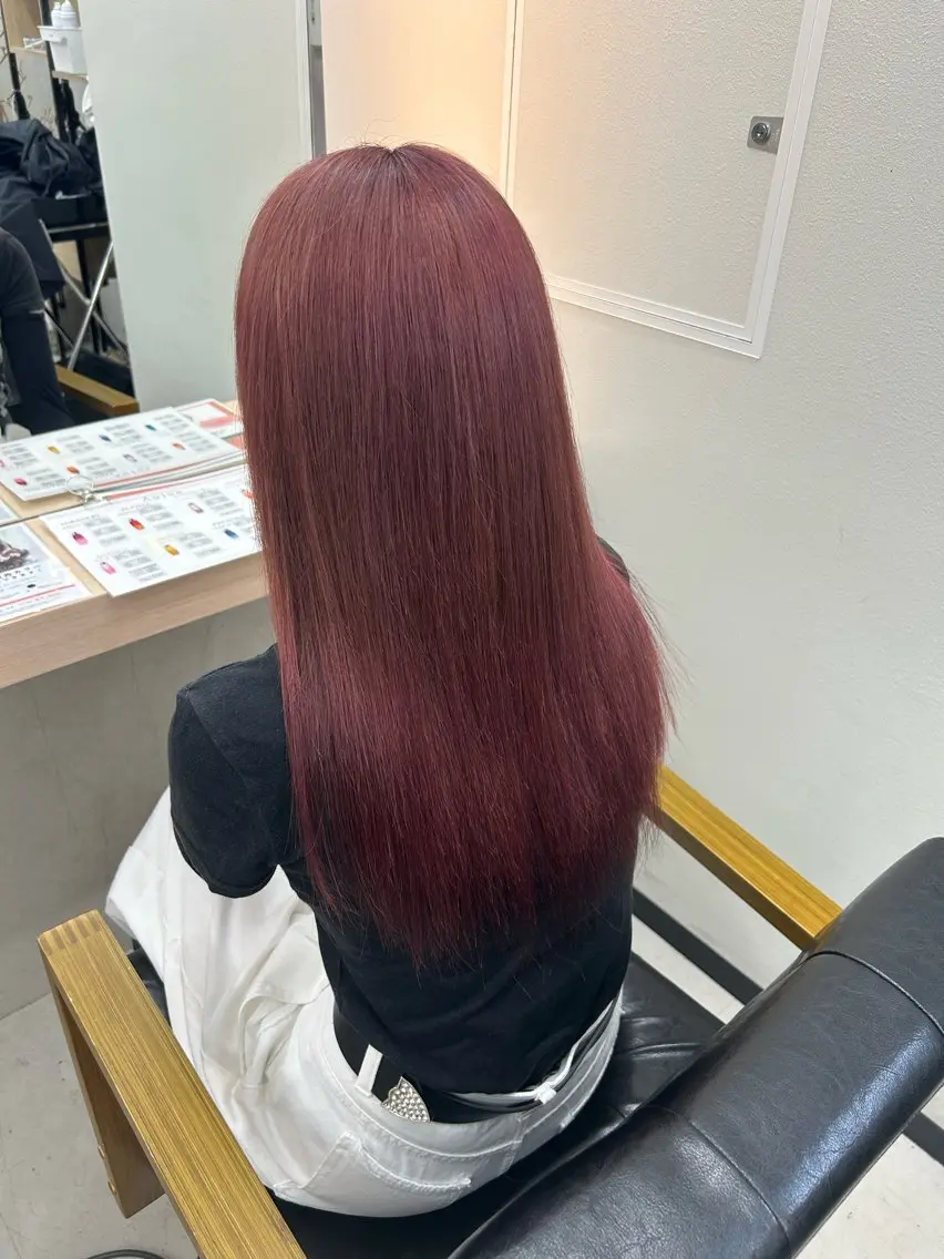 ロング カラー ピンクカラー カット ヘアカラー 【ALEAP】 sakuraのヘアスタイル