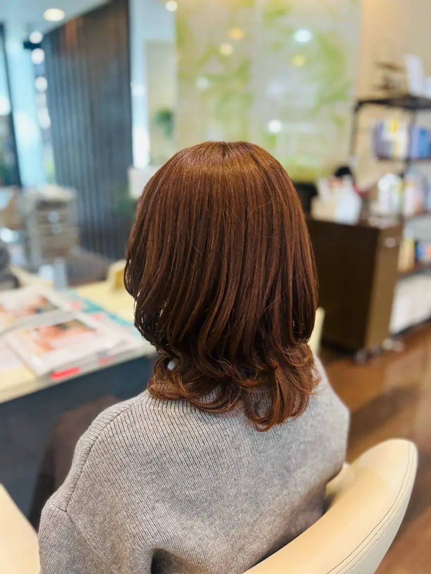 セミロング ピンクブラウン オリーブ南森町✨️ 畑中のヘアスタイル
