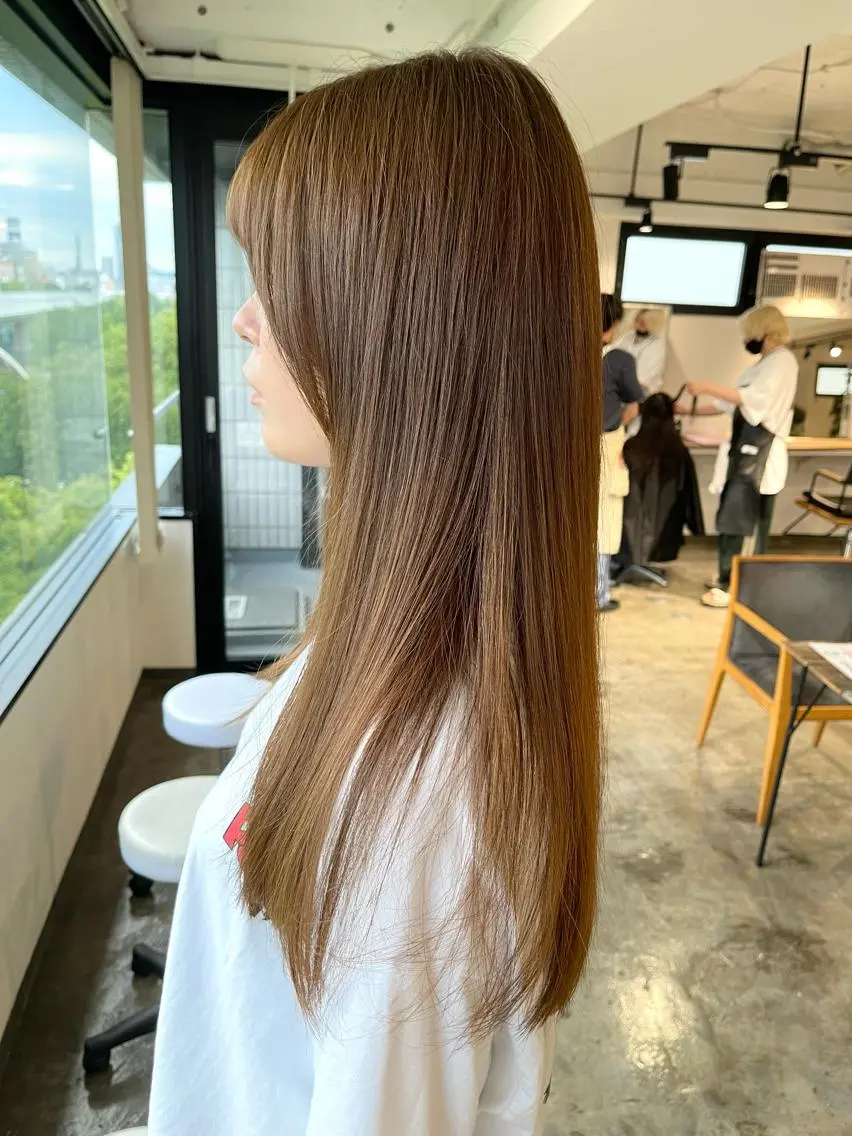 【学生限定】95%ダメージカット🙆🏻‍♂️オリジナルケアブリーチ艶カラーorデザインカラー＋トリートメントの写真