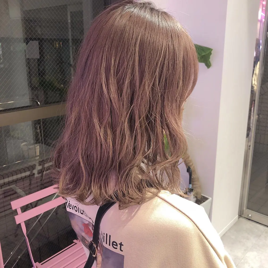 ミディアム カラー ヘアカラー トリートメント 透明感カラー× レイヤーカット✨高梨のヘアスタイル