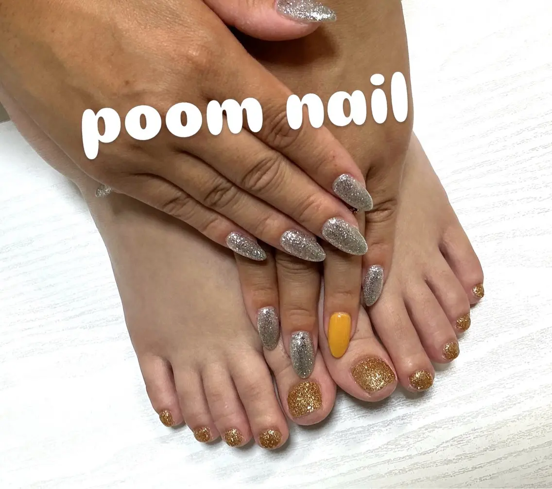 ネイル フットネイル ワンカラーネイル poom nailのネイルデザイン