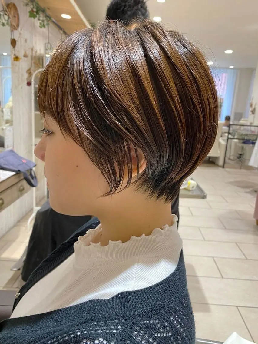 ショート カラー ハイライトカラー ハイライト 髪質改善 ショートヘア 縮毛矯正 内藤 宏紀 tidasmileのヘアスタイル