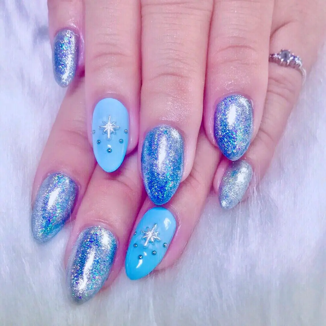 ネイル NOI ROUGEのネイルデザイン