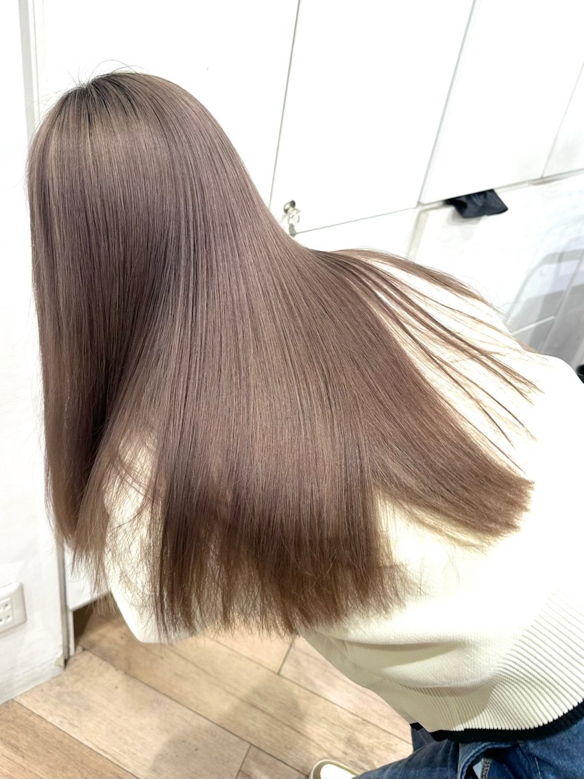 ロング ヘアカラー 💛NOZOMI💛 ハイトーンカラーのヘアスタイル