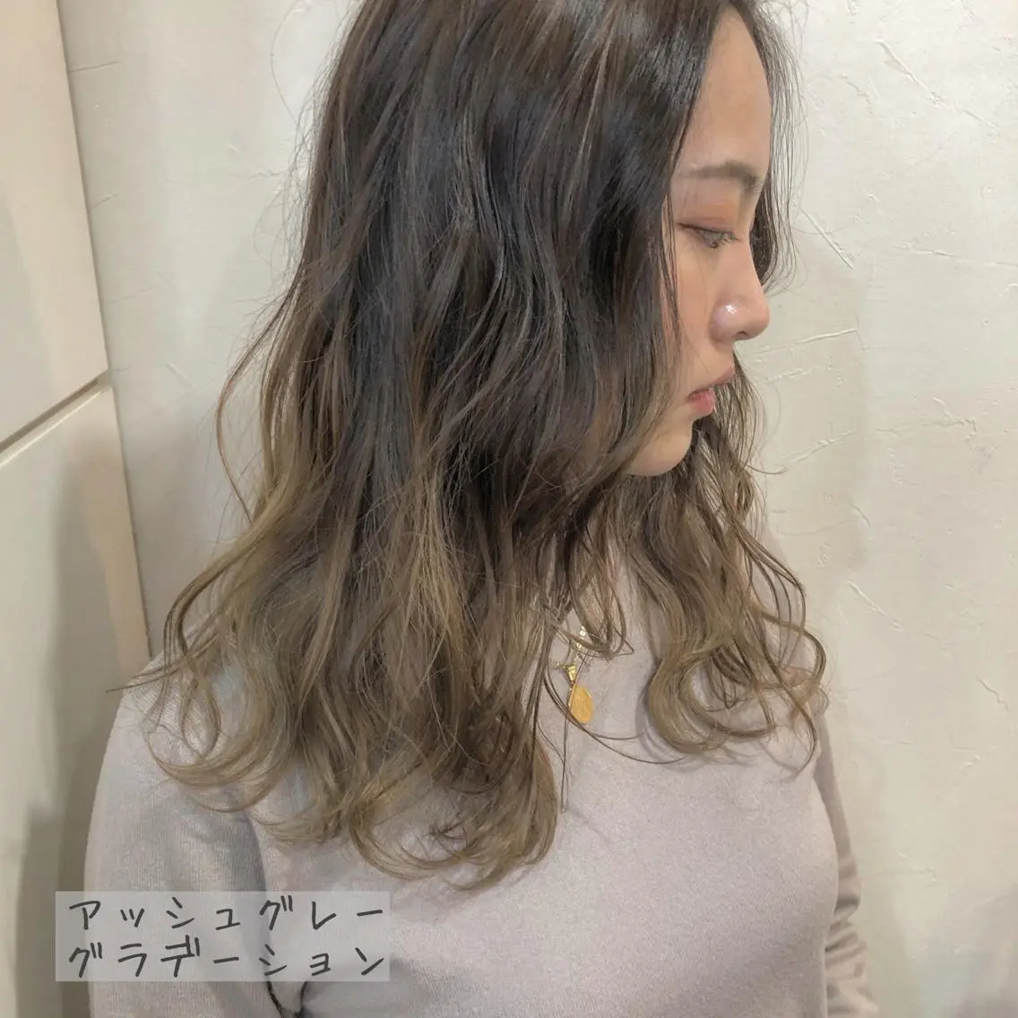 ロング カラー ブリーチ あさだ しゅうたろうのヘアスタイル