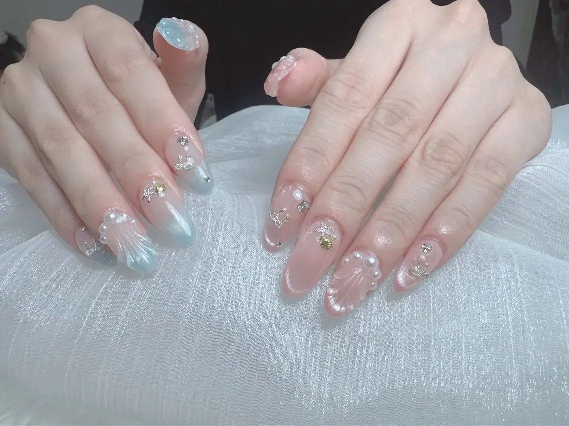 ネイル ブルー フットネイル フレンチネイル 韓国ネイル マグネットネイル ハンドネイル ハンドケア Hara Nail 【持ち込みOK】のネイルデザイン