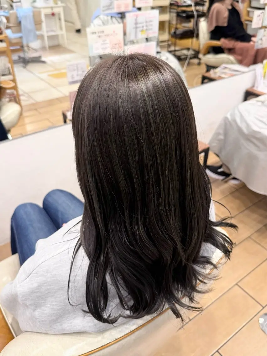 ロング カット ヘアカラー 中野 亮のヘアスタイル
