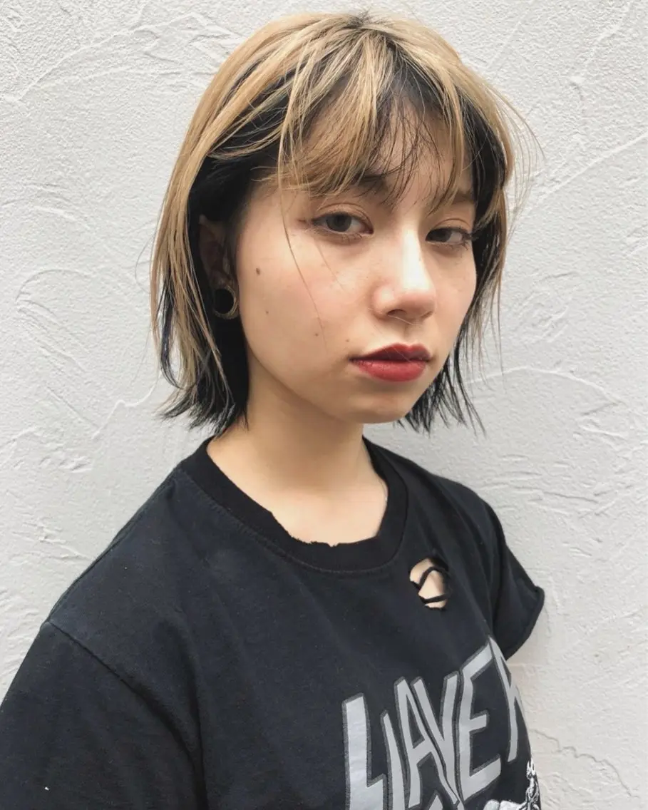 ショート カラー ブリーチ ケアブリーチ ハイライトカラー ハイライト カット ヘアカラー トリートメント 村上雅人 ナチュラルモードのヘアスタイル