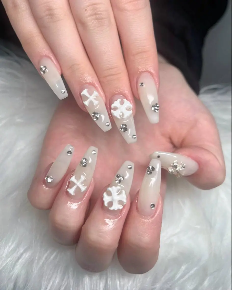 ネイル フレンチネイル ジェルネイル ガラスフレンチ ハロウィン ハート H.baby Nail Salonのネイルデザイン