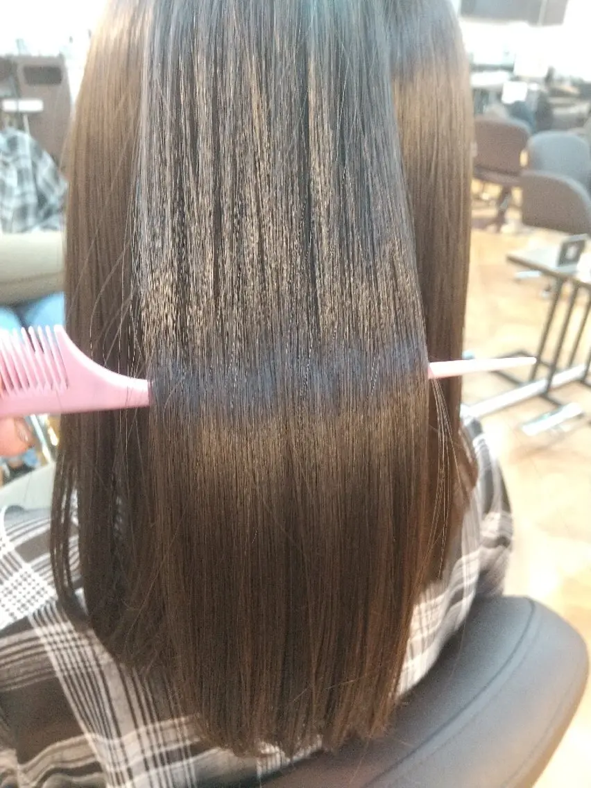 ミディアム パーマ 縮毛矯正 久村 奈菜のヘアスタイル