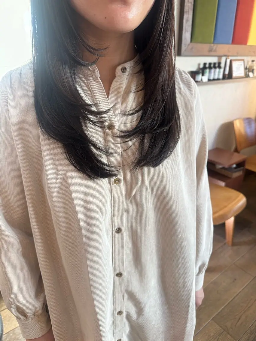 セミロング レイヤーカット アオトソラ いしざかのヘアスタイル