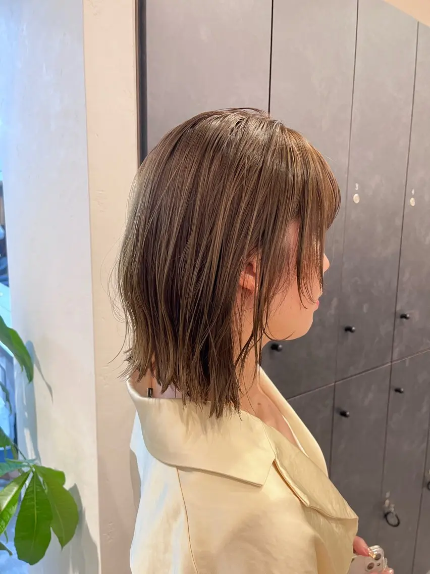 ミディアム カラー Viot 銀座 樋口 桃佳のヘアスタイル