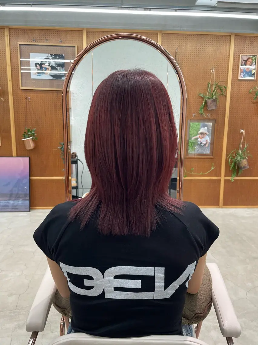 ミディアム カラー カット ヘアカラー 鶴井 美空のヘアスタイル