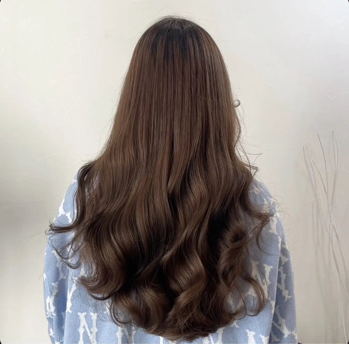 ロング カラー ブラウンカラー ダークブラウン 🦋Yui🦋透明感 /ベージュ/Wカラーのヘアスタイル