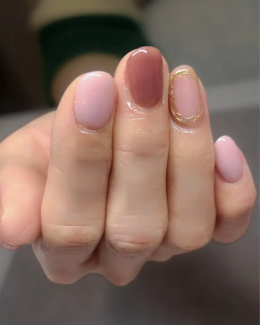 ネイル アートネイル ミラーネイル 𝑝𝑒𝑡𝑖𝑡 𝐾𝑎𝑛𝑛𝑎のネイルデザイン