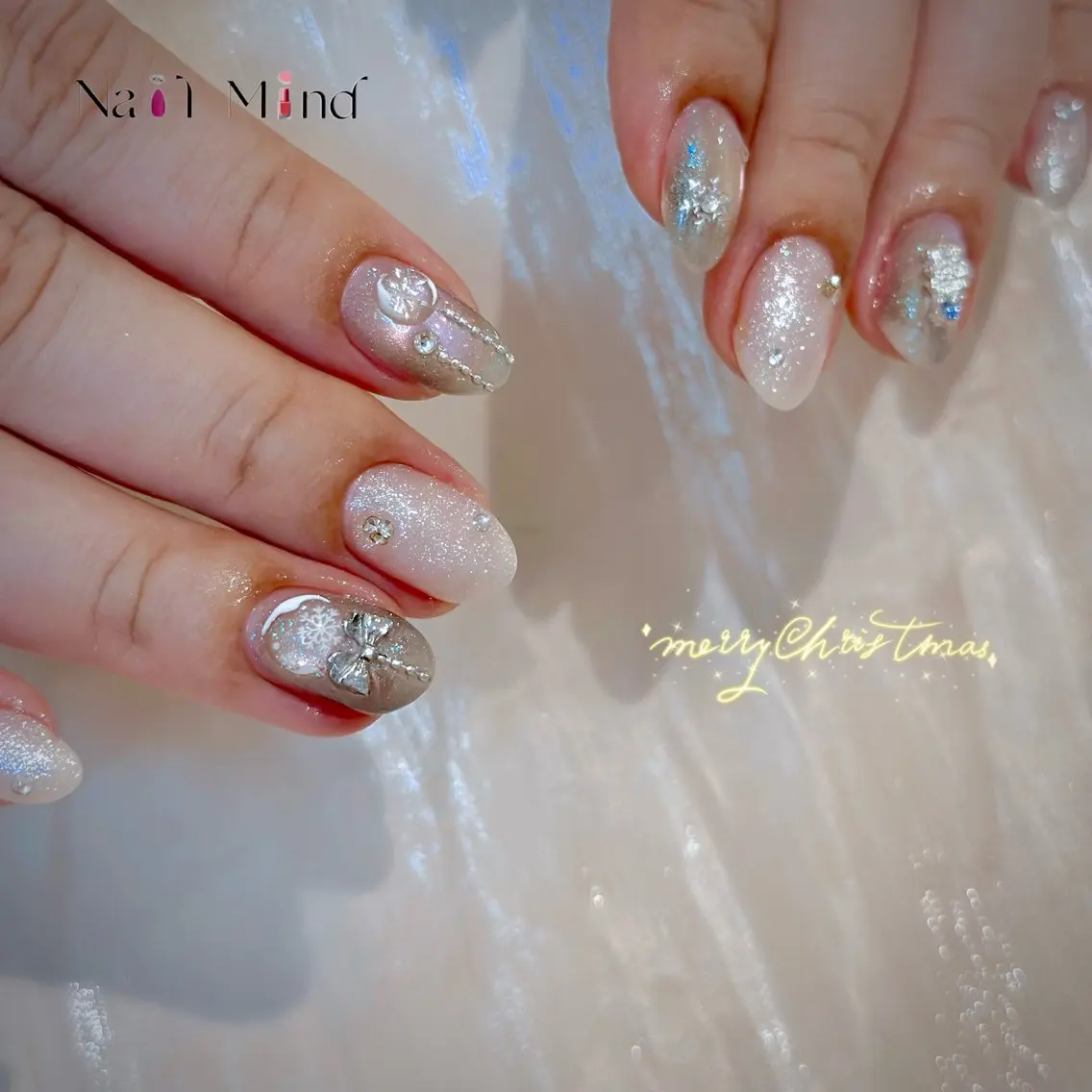 ネイル ラメ(グリッター) ホワイト 冬ネイル クリスマス ハンドネイル Nail Mind (NaONail)のネイルデザイン