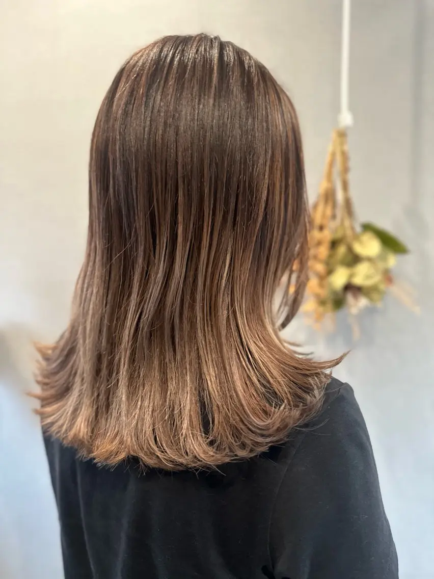 セミロング カラー ヘアカラー トリートメント K Harukaのヘアスタイル
