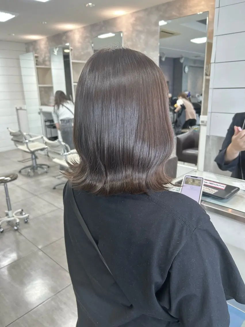 ミディアム レイヤー/艶髪カラー 森本くるみのヘアスタイル