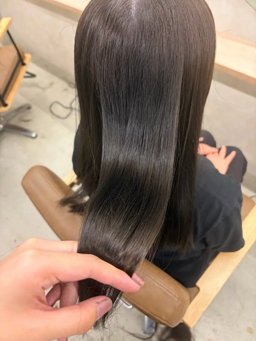 ロング カラー momoka YUC CA縮毛モデル募集中のヘアスタイル