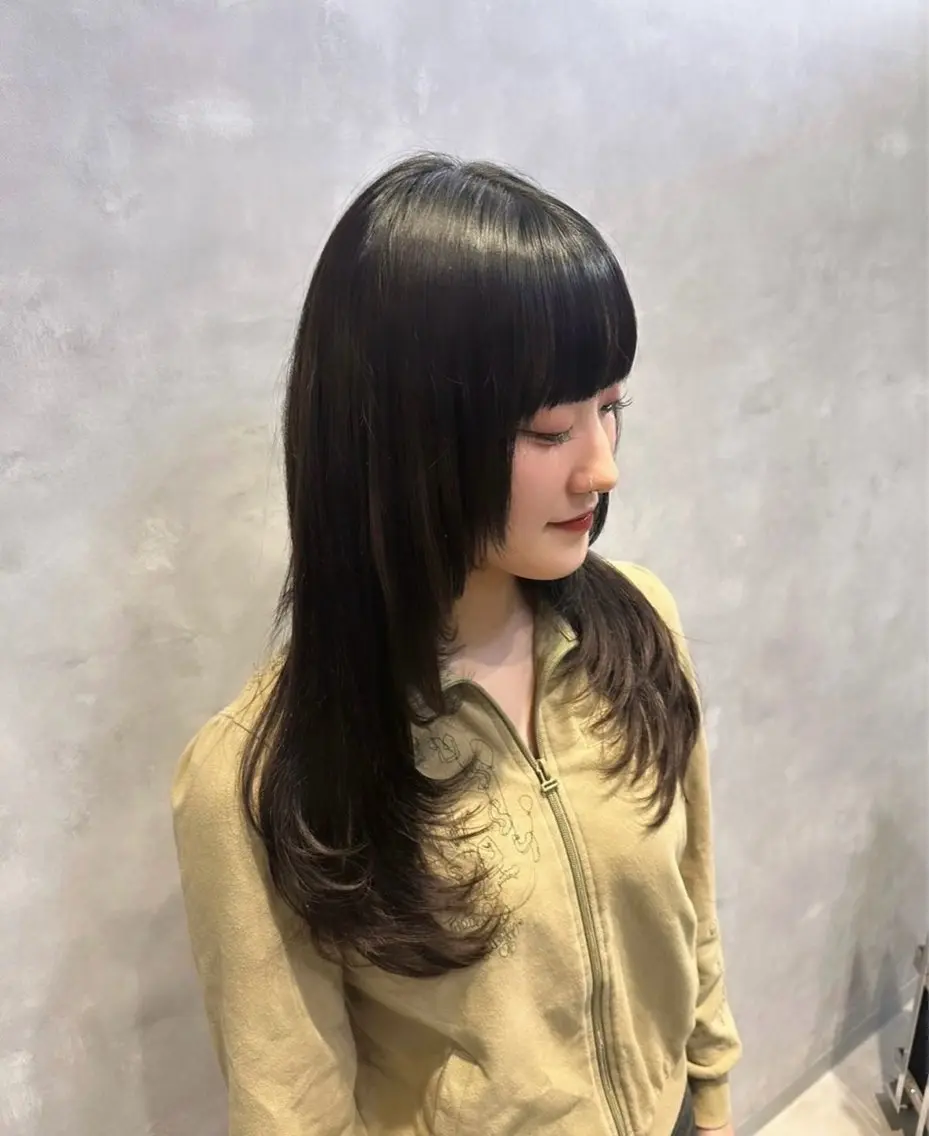 ロング ヘアカラー エクステ Fi-Ne原宿店店長 プルエクNANAMIのヘアスタイル