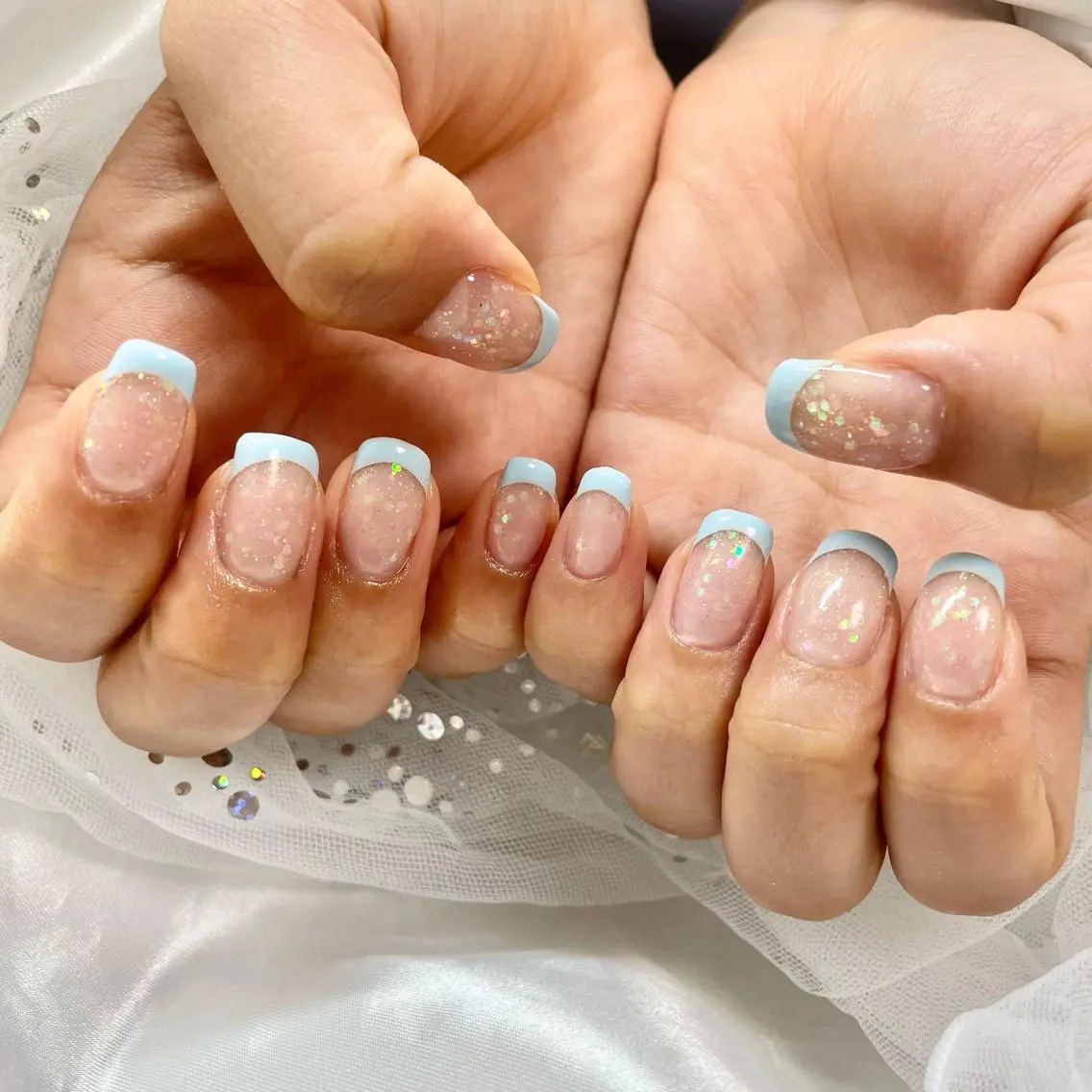 ネイル フレンチネイル キラキラネイル 水色 🎀AYAKO 🎀中韓ネイルのネイルデザイン